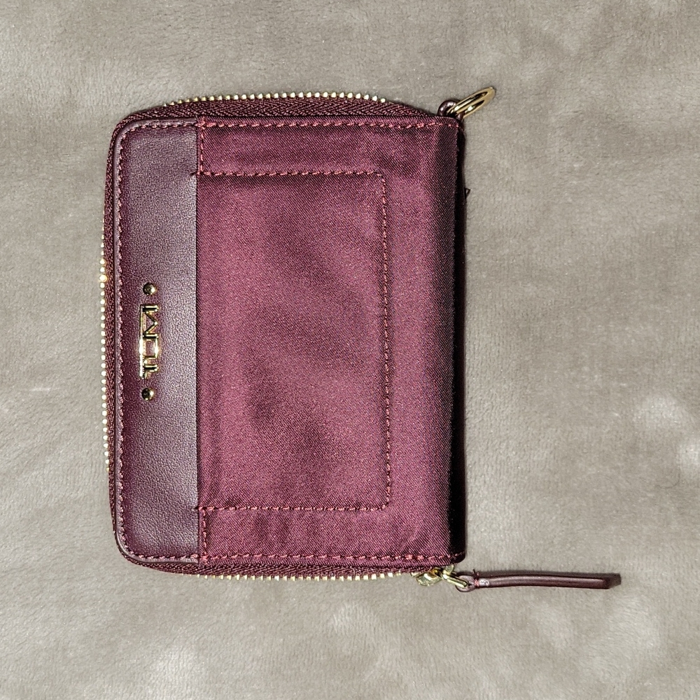 Tumi Voyageur Tri-Fold Wallet